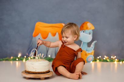 Sara Krieger Art 2 Fotograf Fotostudio Katharina Wagner (Babybauch, Cake Smash&Erste Geburtstag,Newborn, Hochzeiten)