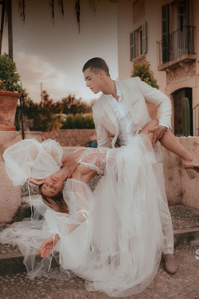 Philipp Schütz | Hochzeitsfotograf 3 Fotograf Kira Flora Fotografie Calw