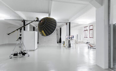 Hochzeitsfotografen in Hamburg Rothenburgsort 2 Fotostudio Yakeu Fotostudio | Full Service Fotoproduktion Film- & Videostudio | Mietstudio & Showroom Vermietung