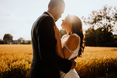 Hochzeitsfotograf Düsseldorf Yvonne Miss 2 Hochzeitsfotograf Hochzeitsfotograf Düsseldorf - Gefühlsrausch Wedding