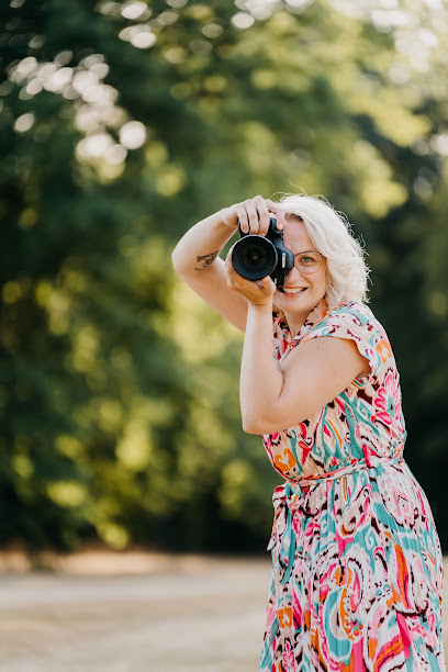 Hochzeitsfotografin Katrin Penschke - Cottbus, Spreewald und der Lausitz 4 Hochzeitsfotograf Jennifer Hnyk Photography