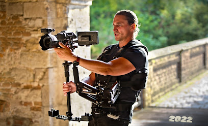 FOTO C I N E M A - Hochzeitsfilme | Hochzeitsvideograf & Hochzeitsfotograf 1 Videoproduktionsdienst FOTO C I N E M A - Hochzeitsfilme | Hochzeitsvideograf & Hochzeitsfotograf
